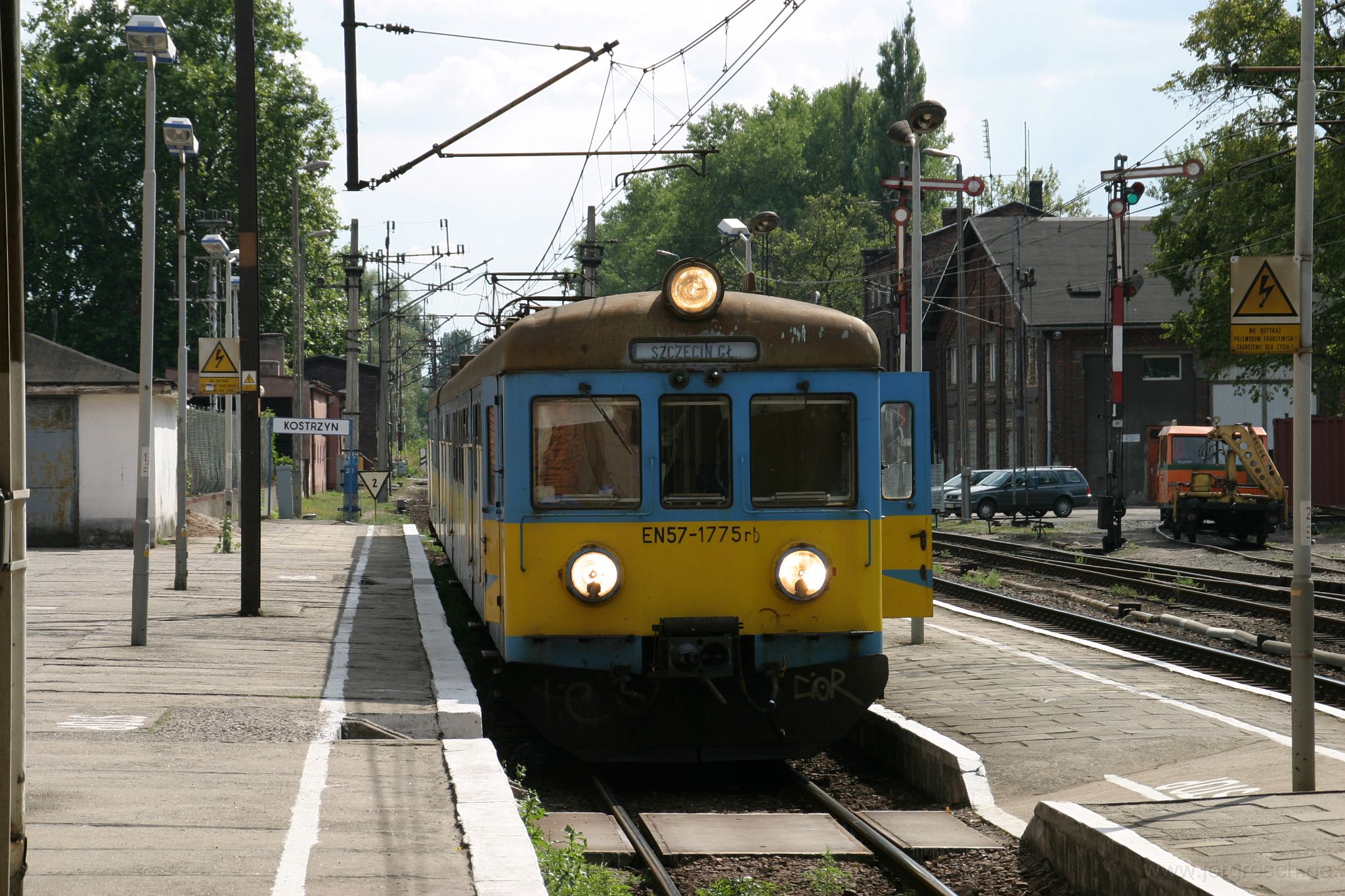 20060812 kostrzyn.jpg - Bahnsteig in Küstrin/Kostrzyn nad Odrą